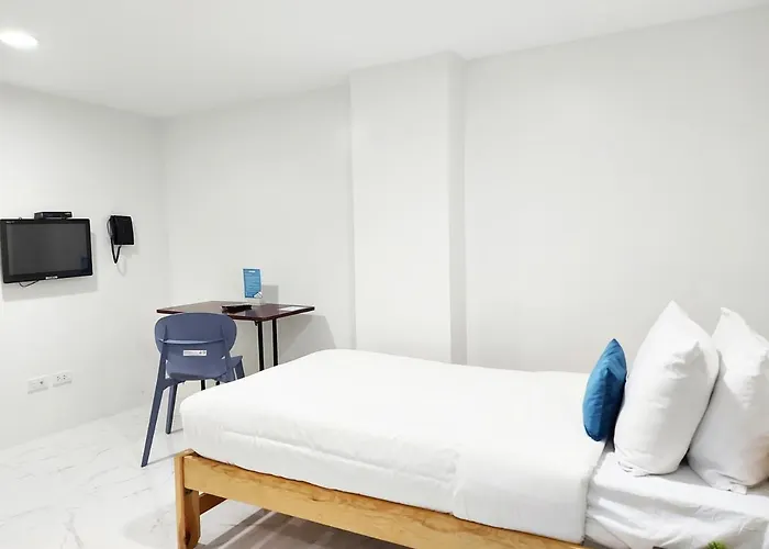 Hotel Airobedz Makati - A Value