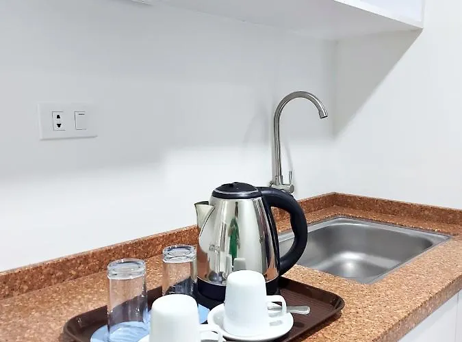 Airobedz Makati - A Value Hotel 3*