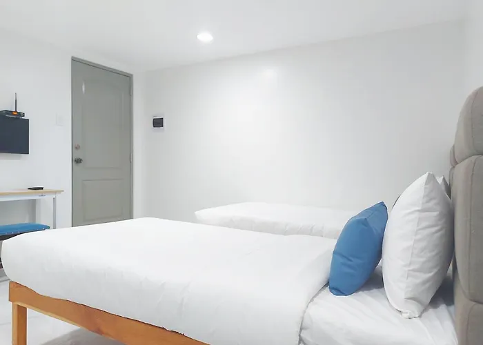 Hotel Airobedz Makati - A Value